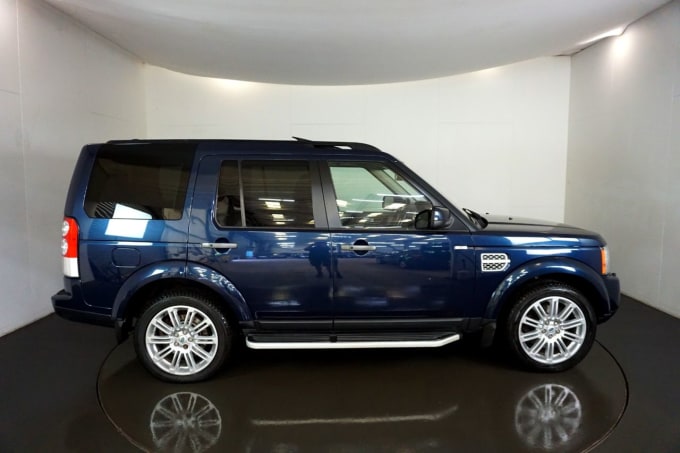 2025 Land Rover Discovery 4