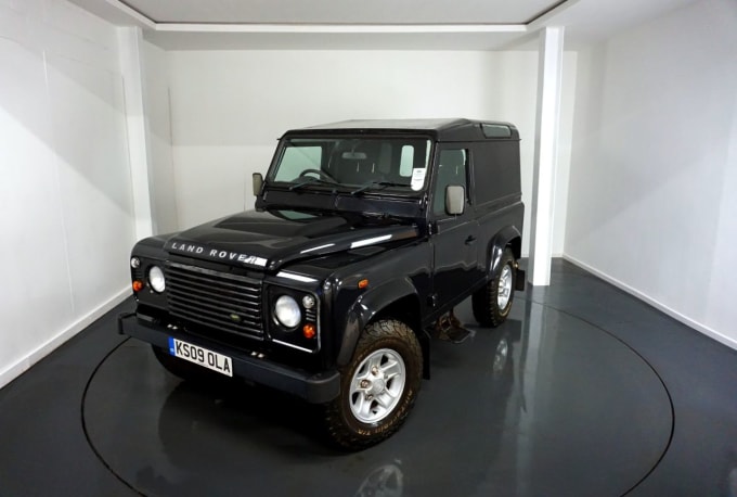 2025 Land Rover Defender 90