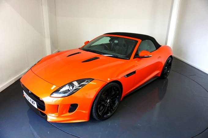 2025 Jaguar F-type