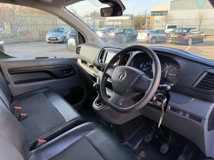 2025 Vauxhall Vivaro