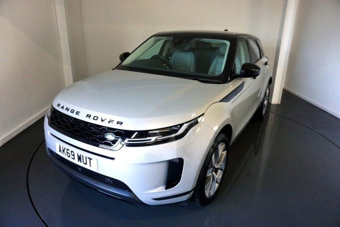 2025 Land Rover Range Rover Evoque