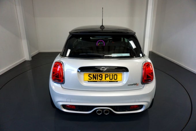 2025 Mini Hatch