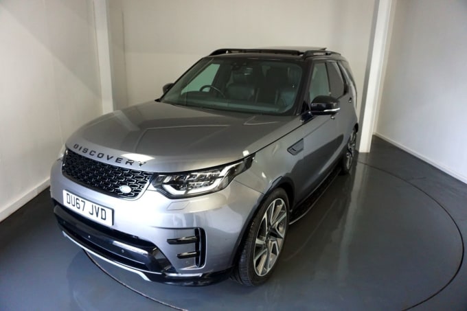 2025 Land Rover Discovery 5