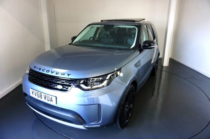 2025 Land Rover Discovery 5