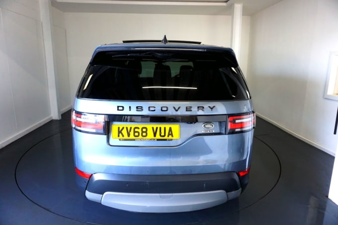 2025 Land Rover Discovery 5