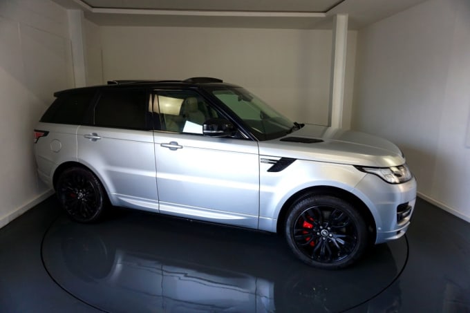 2025 Land Rover Range Rover Sport