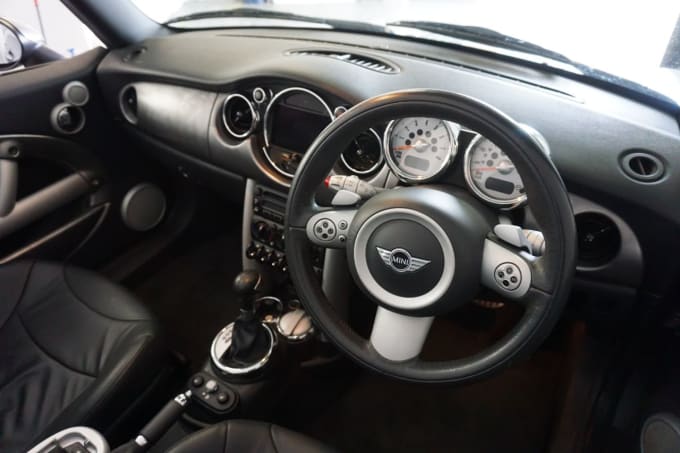 2025 Mini Convertible