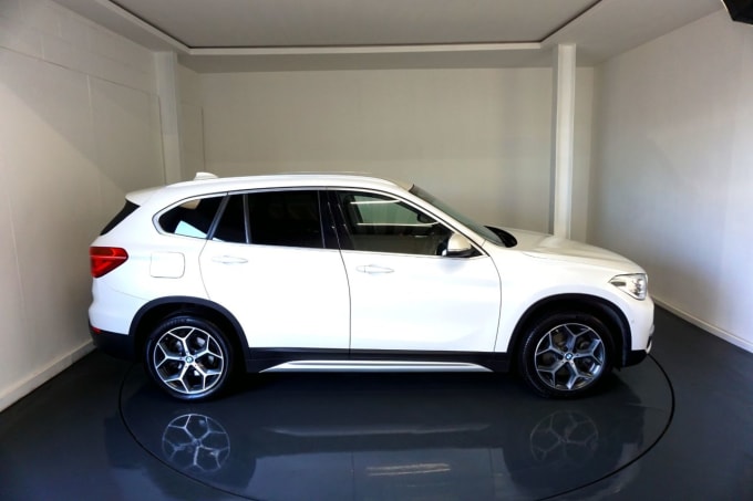 2025 BMW X1