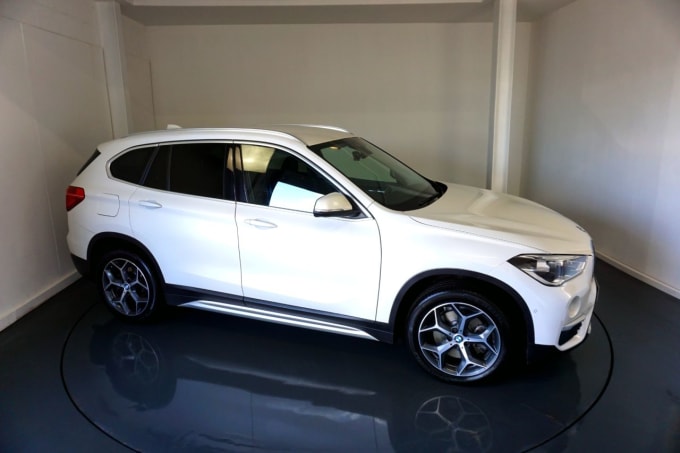 2025 BMW X1