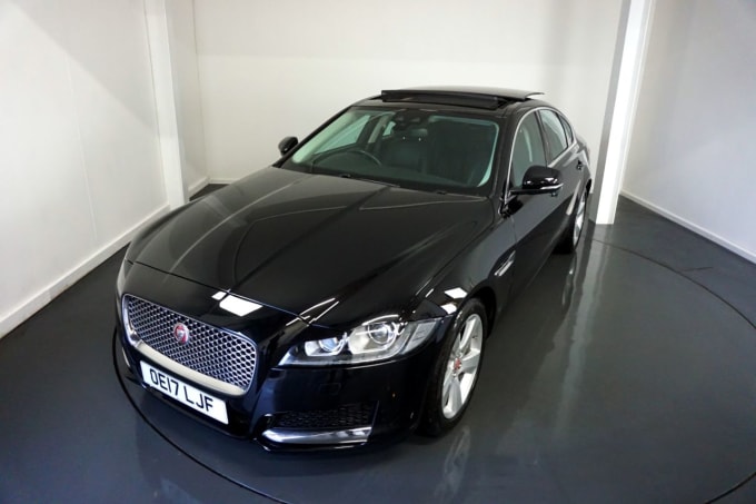 2025 Jaguar Xf