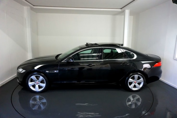 2025 Jaguar Xf