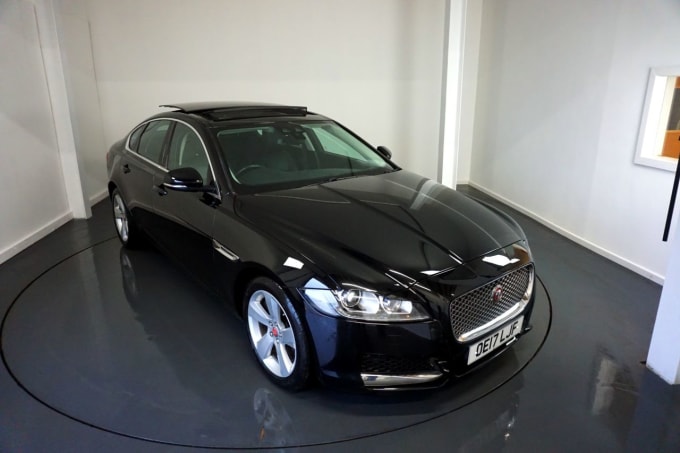 2025 Jaguar Xf