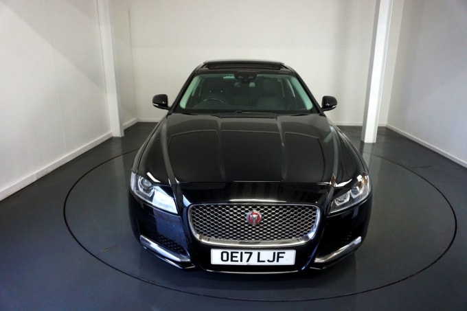 2025 Jaguar Xf