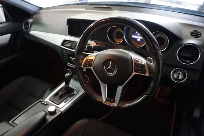 2025 Mercedes-benz C-class