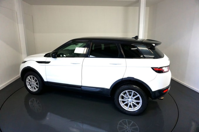 2025 Land Rover Range Rover Evoque