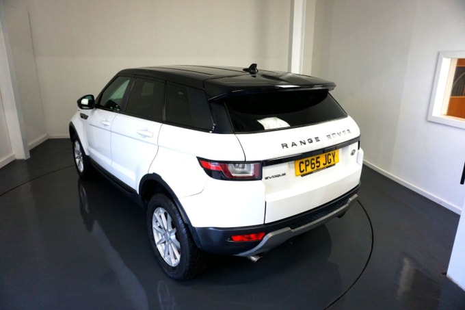 2025 Land Rover Range Rover Evoque