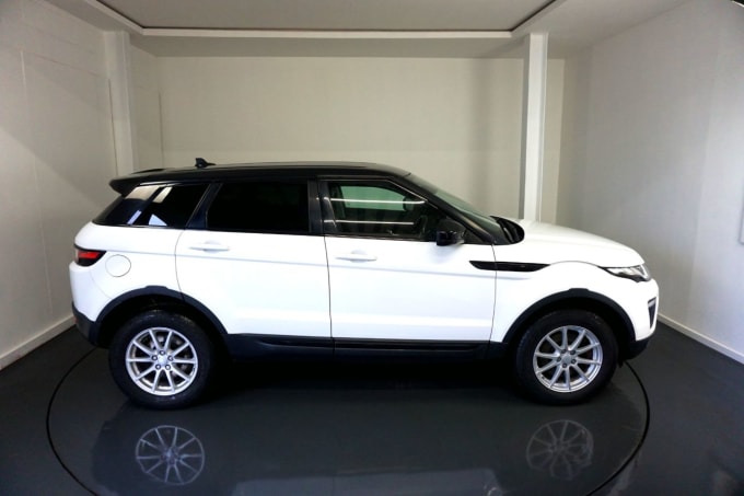 2025 Land Rover Range Rover Evoque