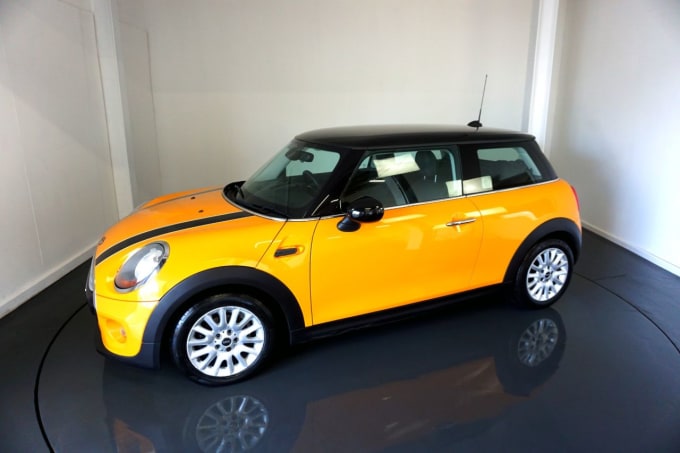 2025 Mini Hatch