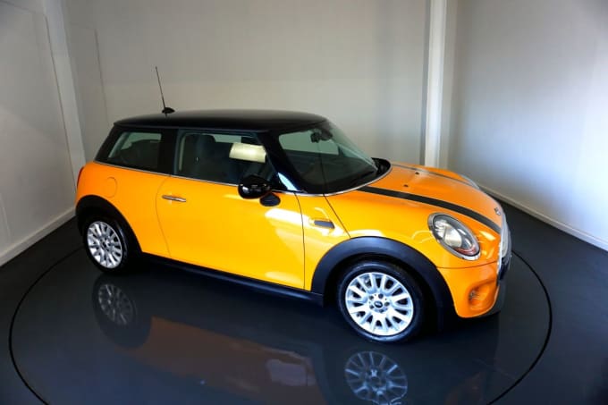 2025 Mini Hatch