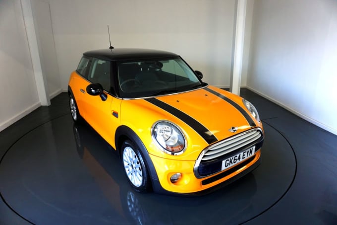 2025 Mini Hatch