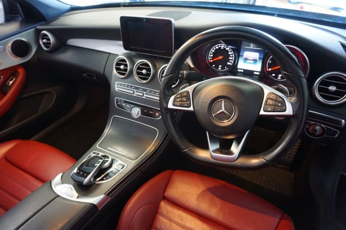 2025 Mercedes-benz C-class