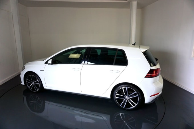 2025 Volkswagen Golf