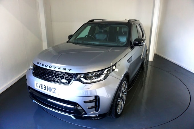 2025 Land Rover Discovery 5