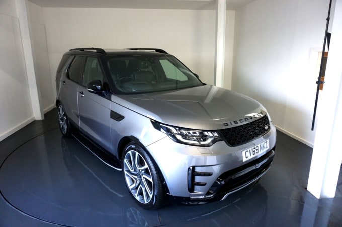 2025 Land Rover Discovery 5