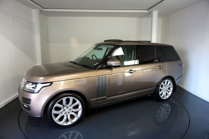 2025 Land Rover Range Rover