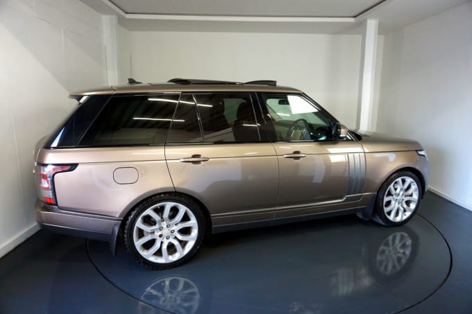 2025 Land Rover Range Rover