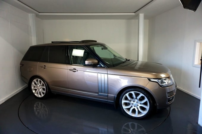 2025 Land Rover Range Rover