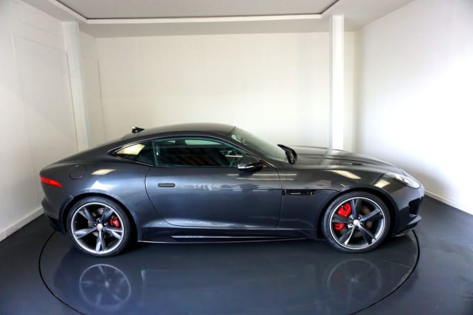 2025 Jaguar F-type