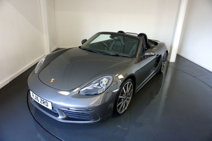 2025 Porsche 718 Boxster