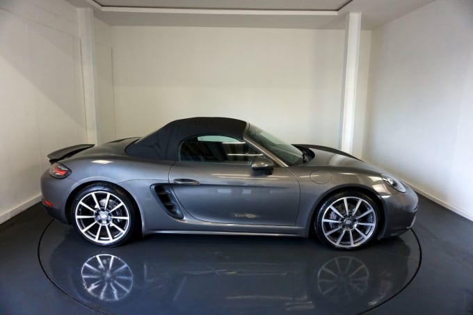 2025 Porsche 718 Boxster