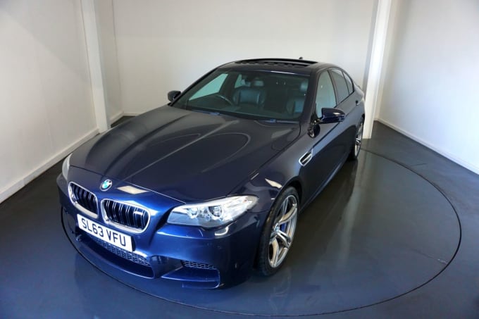 2025 BMW M5