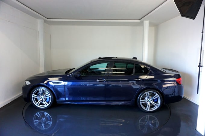 2025 BMW M5