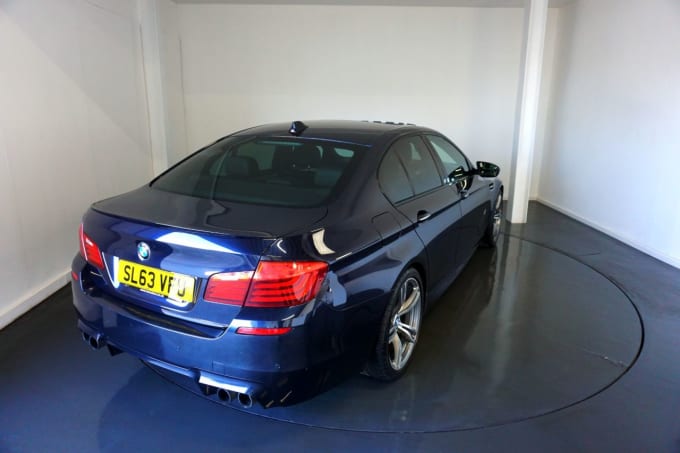 2025 BMW M5