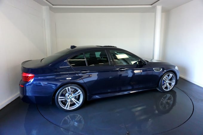 2025 BMW M5