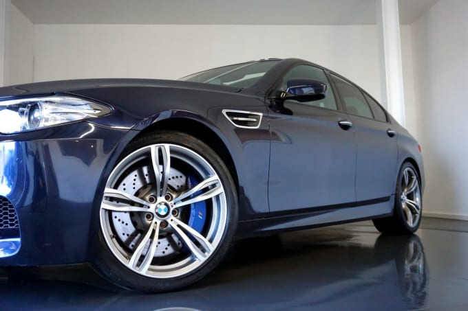 2025 BMW M5