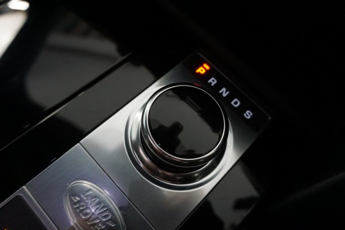 2025 Land Rover Discovery 5