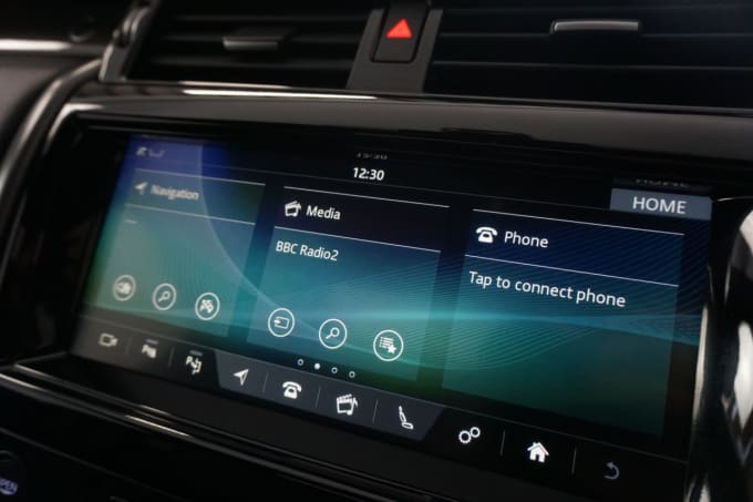 2025 Land Rover Discovery 5