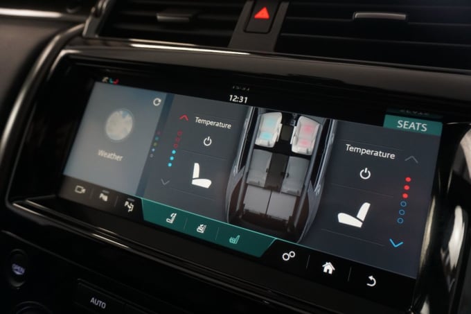 2025 Land Rover Discovery 5