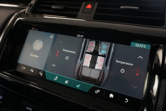 2025 Land Rover Discovery 5