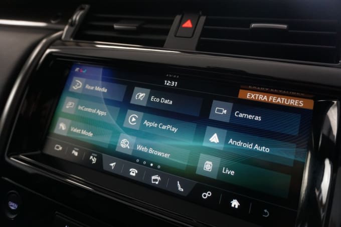 2025 Land Rover Discovery 5
