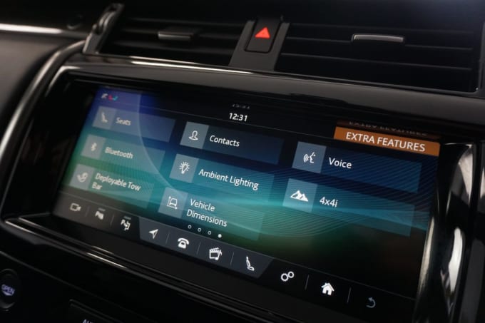 2025 Land Rover Discovery 5