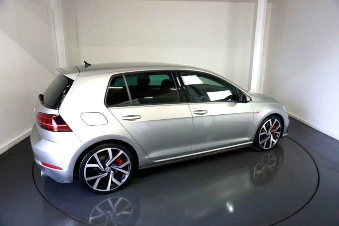 2025 Volkswagen Golf