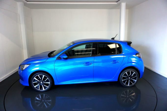 2025 Peugeot 208