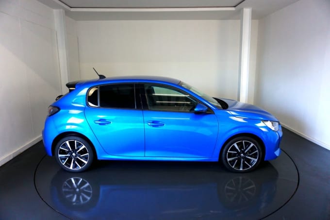 2025 Peugeot 208