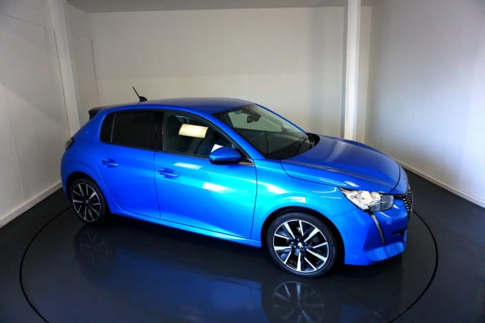 2025 Peugeot 208