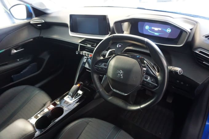 2025 Peugeot 208